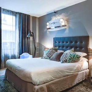 Ze 4* París